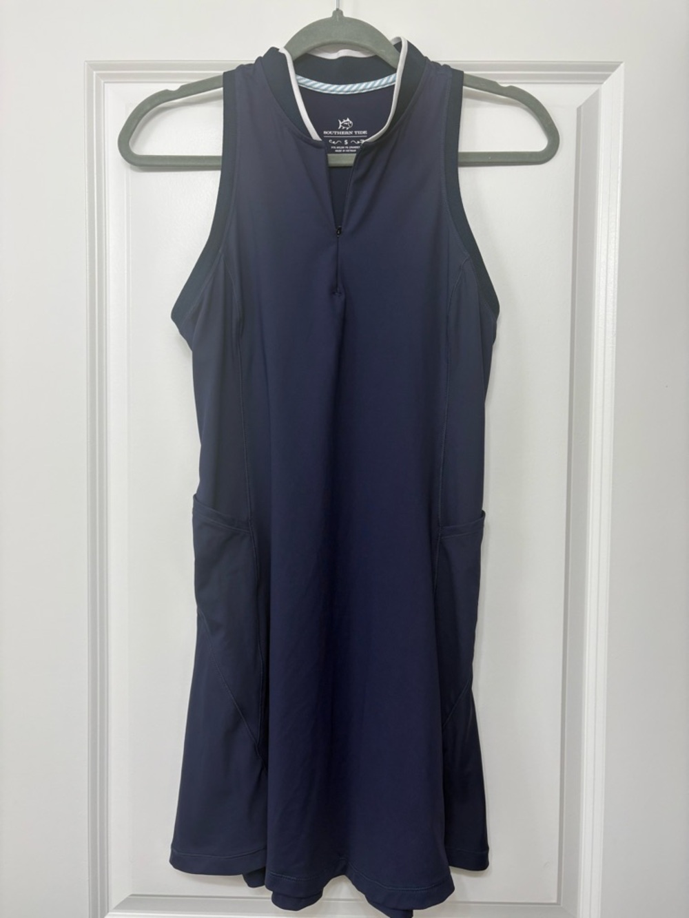 Southern Tide Navy Activewear Dress with Light Blue Trim Zip-Up.